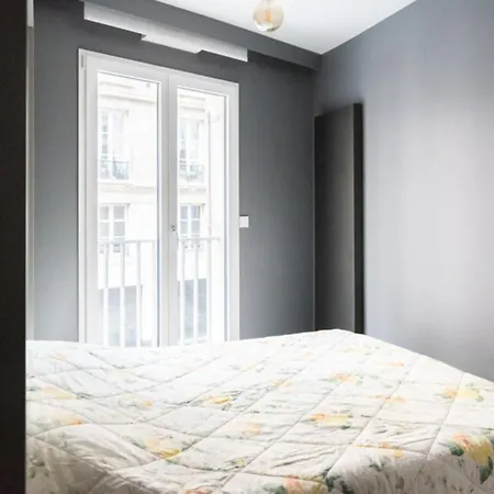 Modern Flat Near Notre Dame De Apartment